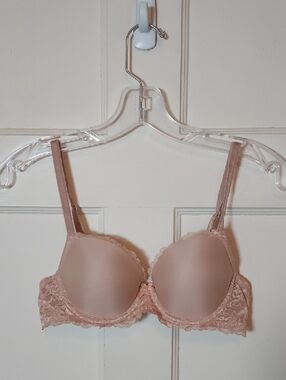 Victoria's Secret Dream Angels Lace Accented Lightly Lined Demi Bra In Nude 34B